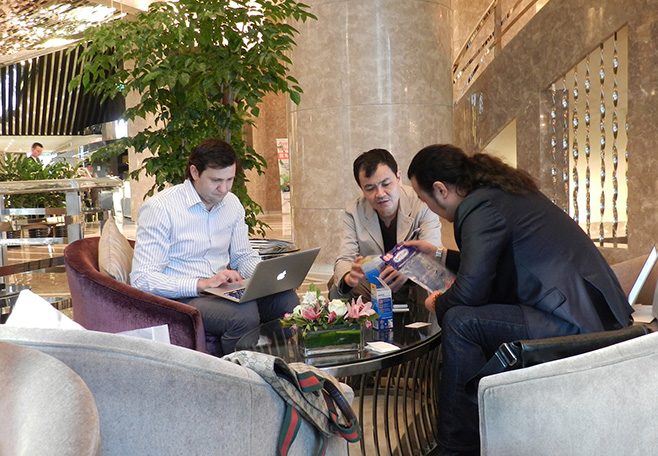 6新聞-17李華清設(shè)計總裁與新加坡負責人會見俄羅斯羅塞爾公司_10