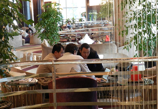 6新聞-17李華清設(shè)計總裁與新加坡負責人會見俄羅斯羅塞爾公司_12