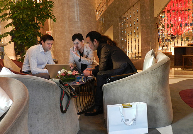 6新聞-17李華清設(shè)計總裁與新加坡負責人會見俄羅斯羅塞爾公司_16